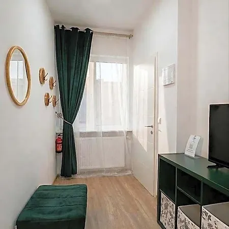 Romantic And Family Zemlinski 9,10, 11 Otel